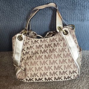 Used Michael kors purse and wallet.